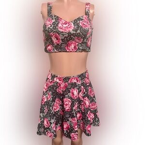 Y2K Pink Roses black Lace Stretchy Wide Skirt & Crop Lined Top set new Whimsical